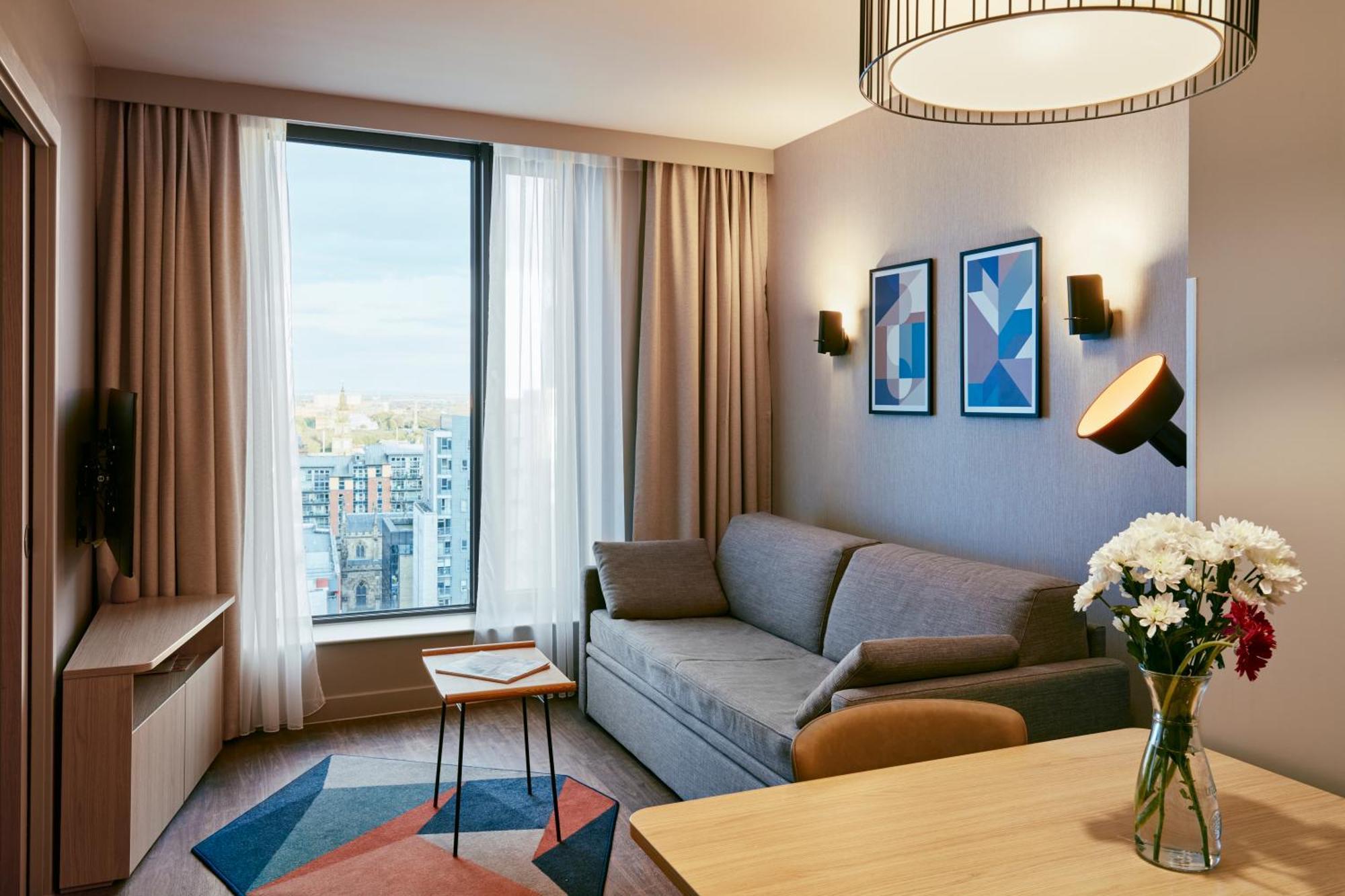 One-Bedroom Apartment,1591618494:JPEG